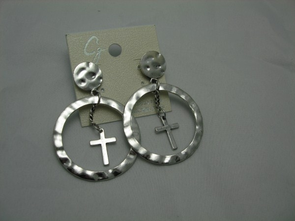 Silver Tone Earring